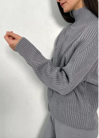 High Neck Knitted Sweater With Geometric Print